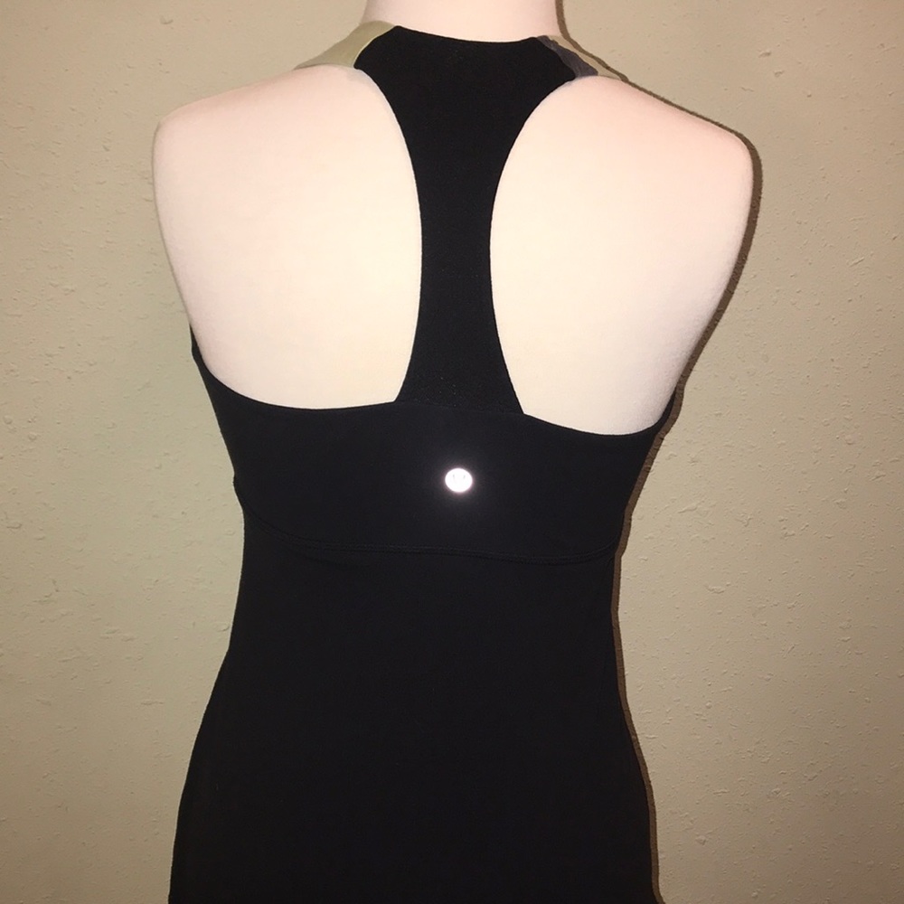 Lululemon Razorback Tank - Picture 2 of 4